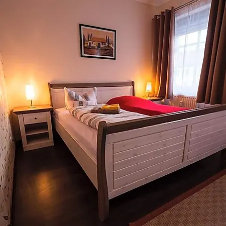 Hotel Am Schloss 3*